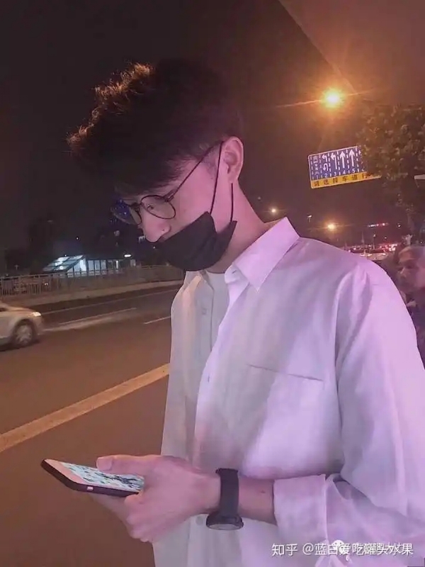情圣的第一张照片--江门相亲服务中心