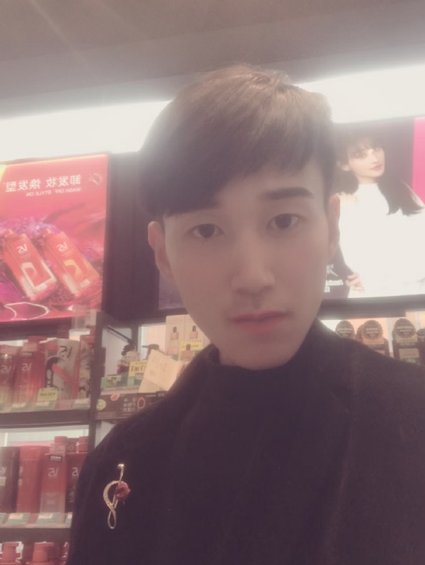 唯美的爱情故事的第一张照片--江门相亲服务中心