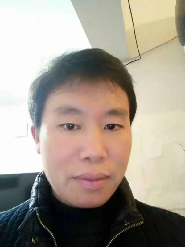 擎天柱的第三张照片--江门相亲服务中心