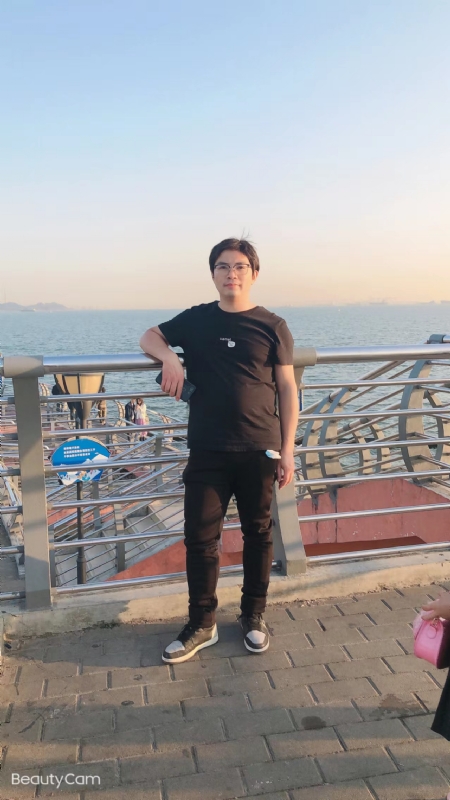 陆迅的第二张照片--江门相亲服务中心