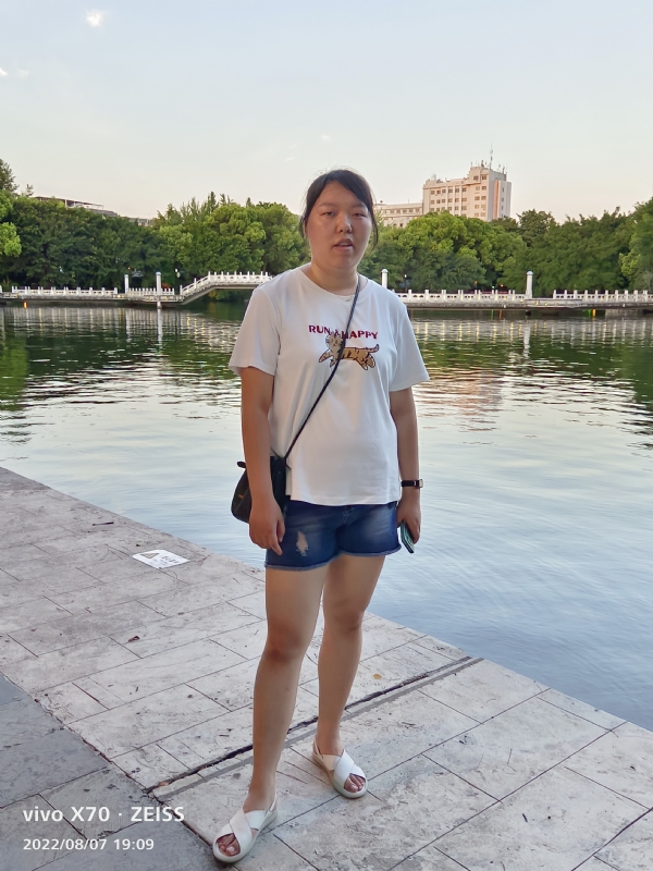 幸福触手可及的第一张照片--江门相亲服务中心
