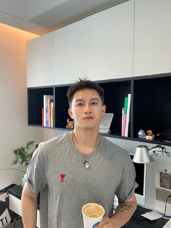 月光之下的第二张照片--江门相亲服务中心
