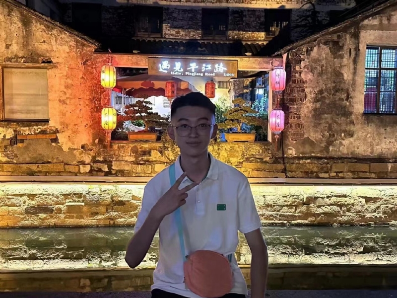 李四的第一张照片--江门相亲服务中心