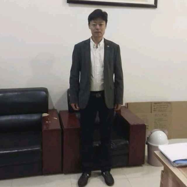 蓝天白云的第一张照片--江门相亲服务中心