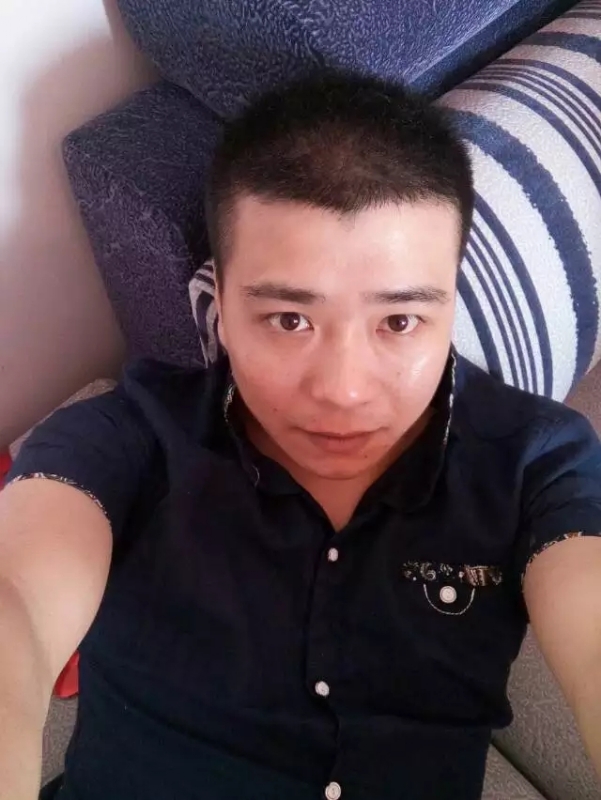 漫步的面包的第一张照片--江门相亲服务中心
