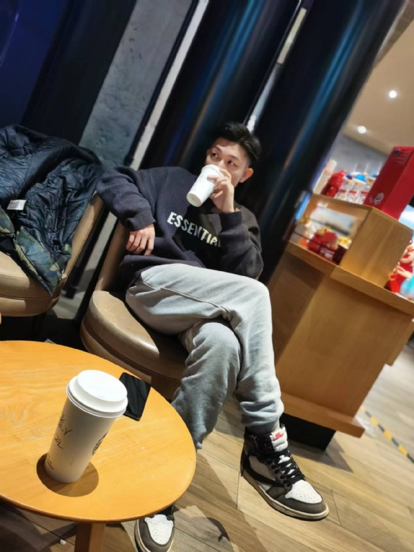 LAZY的第一张照片--江门相亲服务中心