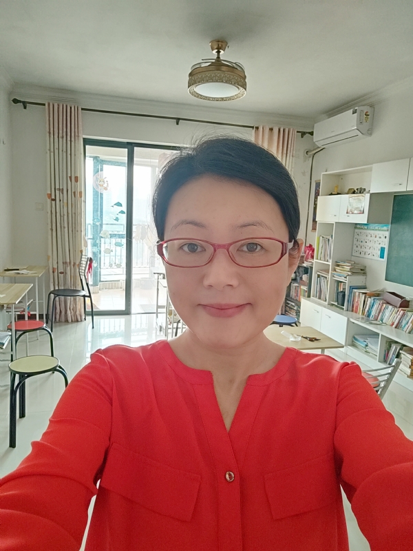 丽华的第二张照片--江门相亲服务中心