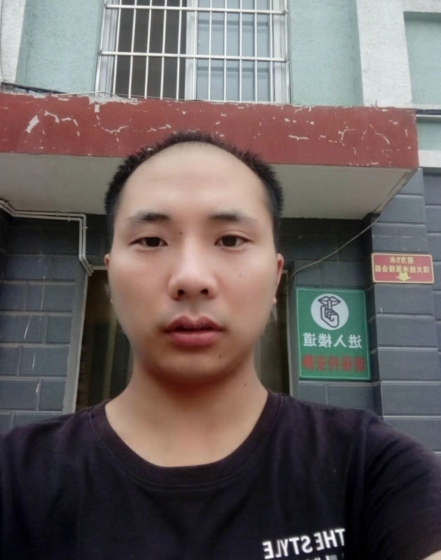 亮亮的第一张照片--江门相亲服务中心