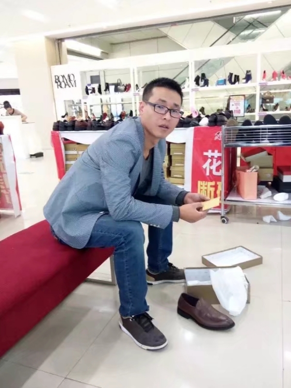 借我你的手的第一张照片--江门相亲服务中心