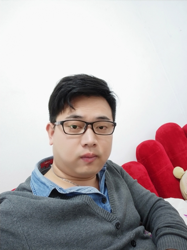 何必在亿的第一张照片--江门相亲服务中心