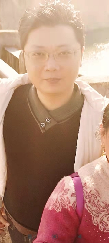 邓生的第二张照片--江门相亲服务中心