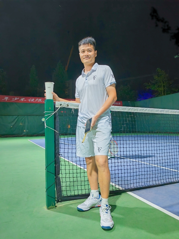 网球罗的第五张照片--江门相亲服务中心