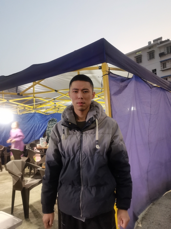谁谁谁的第一张照片--江门相亲服务中心