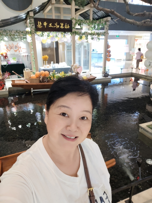 丁姐爱生活的第三张照片--江门相亲服务中心