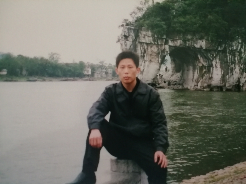 庸人自扰的第一张照片--江门相亲服务中心