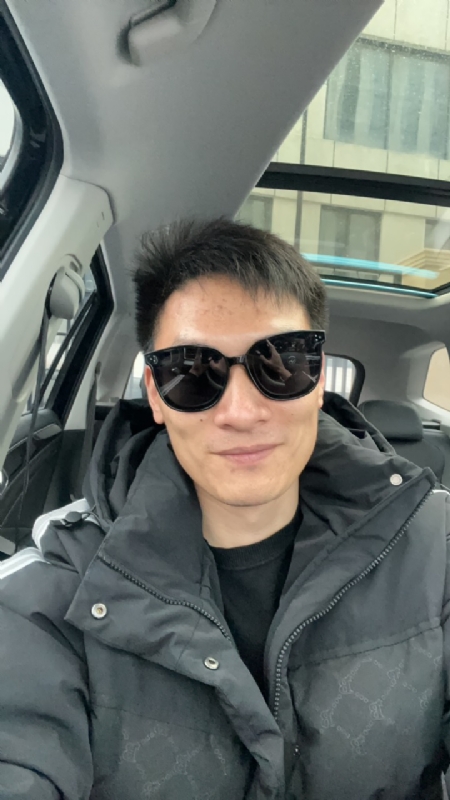男孩的第一张照片--江门相亲服务中心