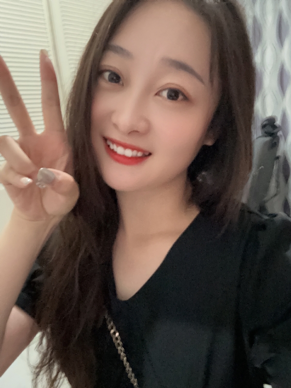 草莓的第一张照片--江门相亲服务中心