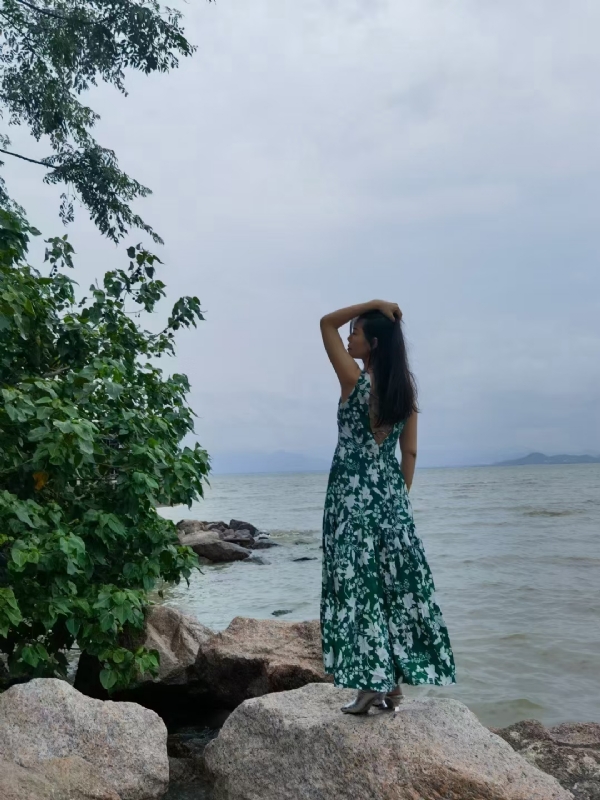 甜以待人的第四张照片--江门相亲服务中心