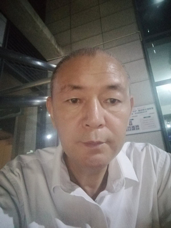 老李的第一张照片--江门相亲服务中心