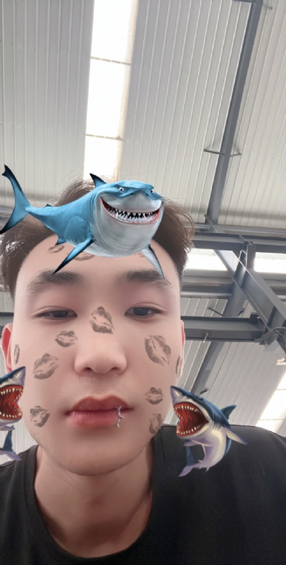 孤独的人的第一张照片--江门相亲服务中心