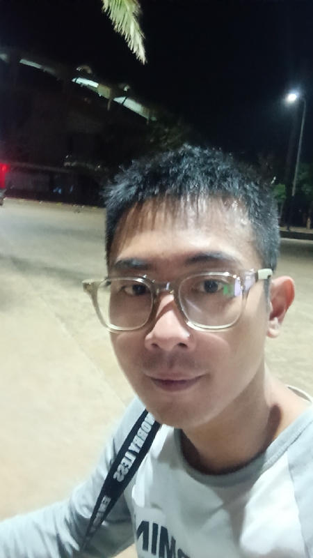 龙龙的第一张照片--江门相亲服务中心