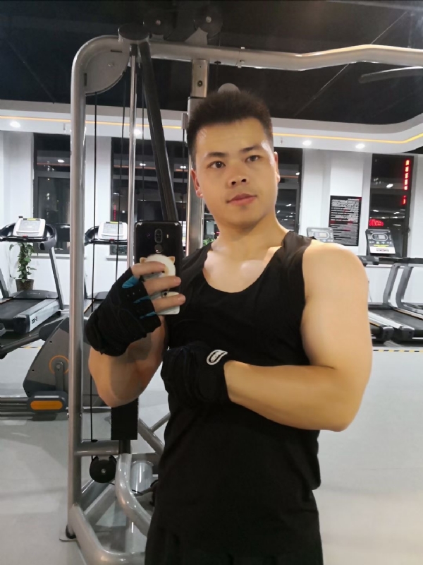 范迪塞尔的第二张照片--江门相亲服务中心
