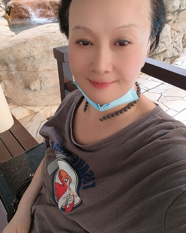 hong的第三张照片--江门相亲服务中心