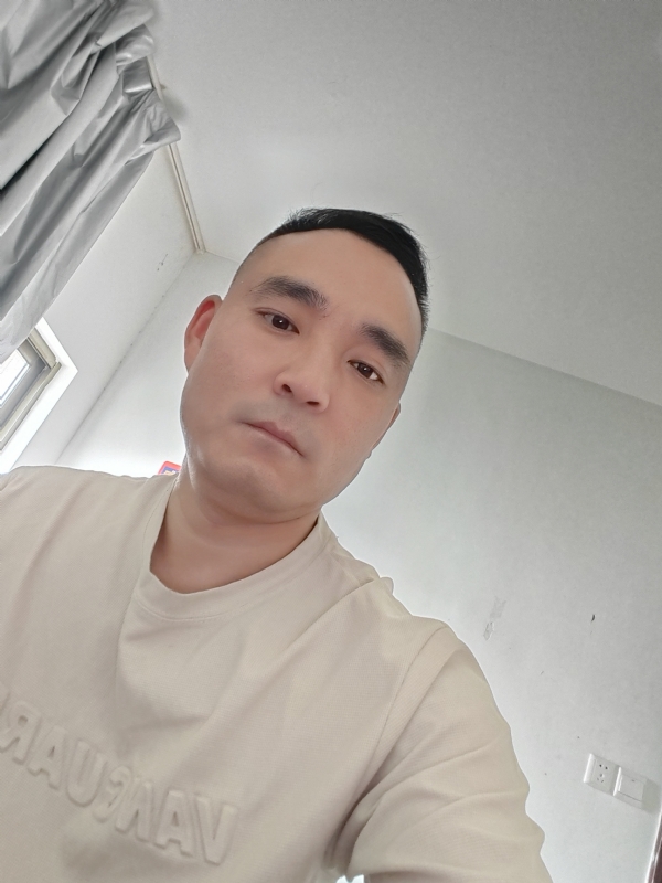 小锋的第一张照片--江门相亲服务中心