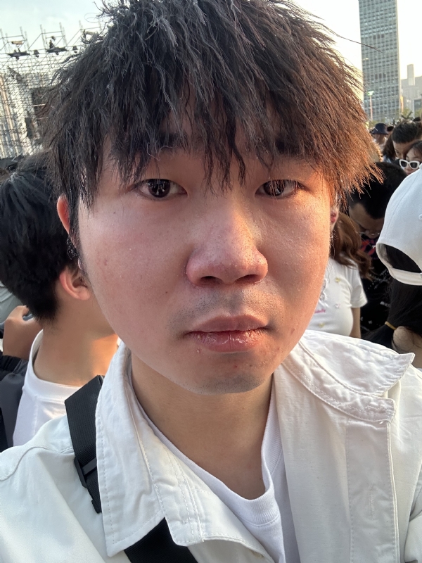 会修电脑的小杨的第一张照片--江门相亲服务中心