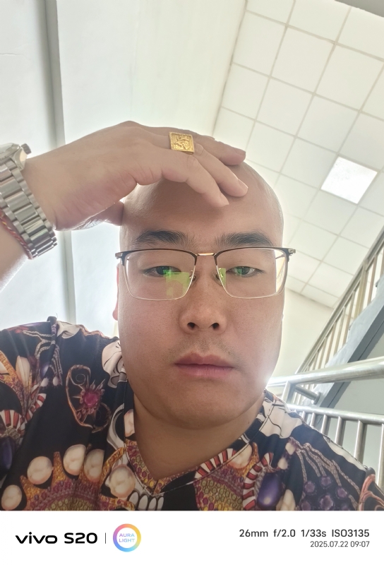 一生诺言的第五张照片--江门相亲服务中心